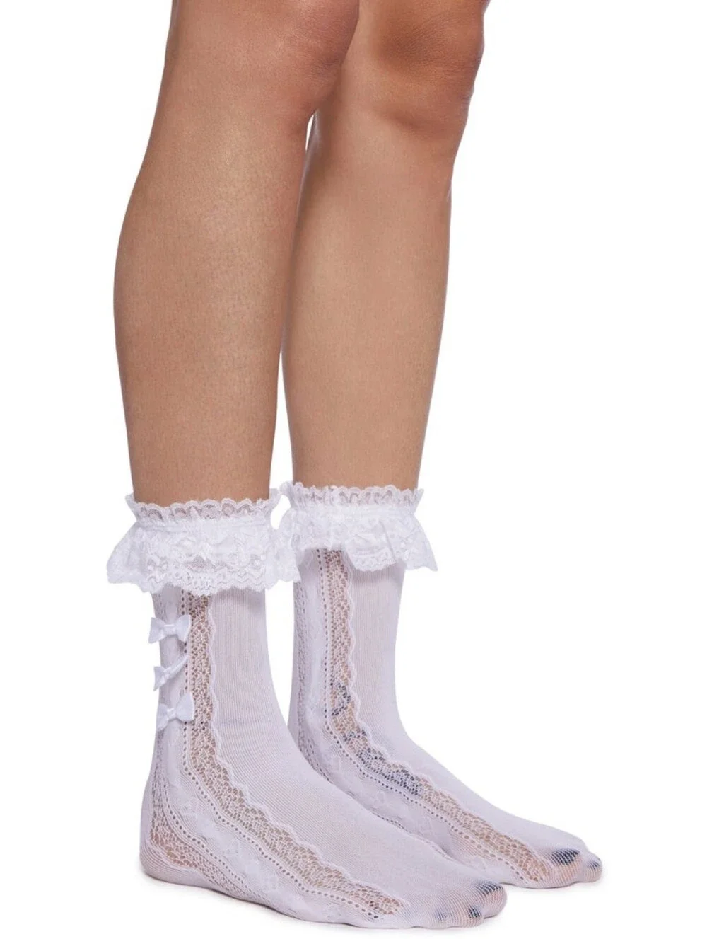 Leg Avenue  Shadow Lace Crew Socks White Lace Ruffled Ankle Socks